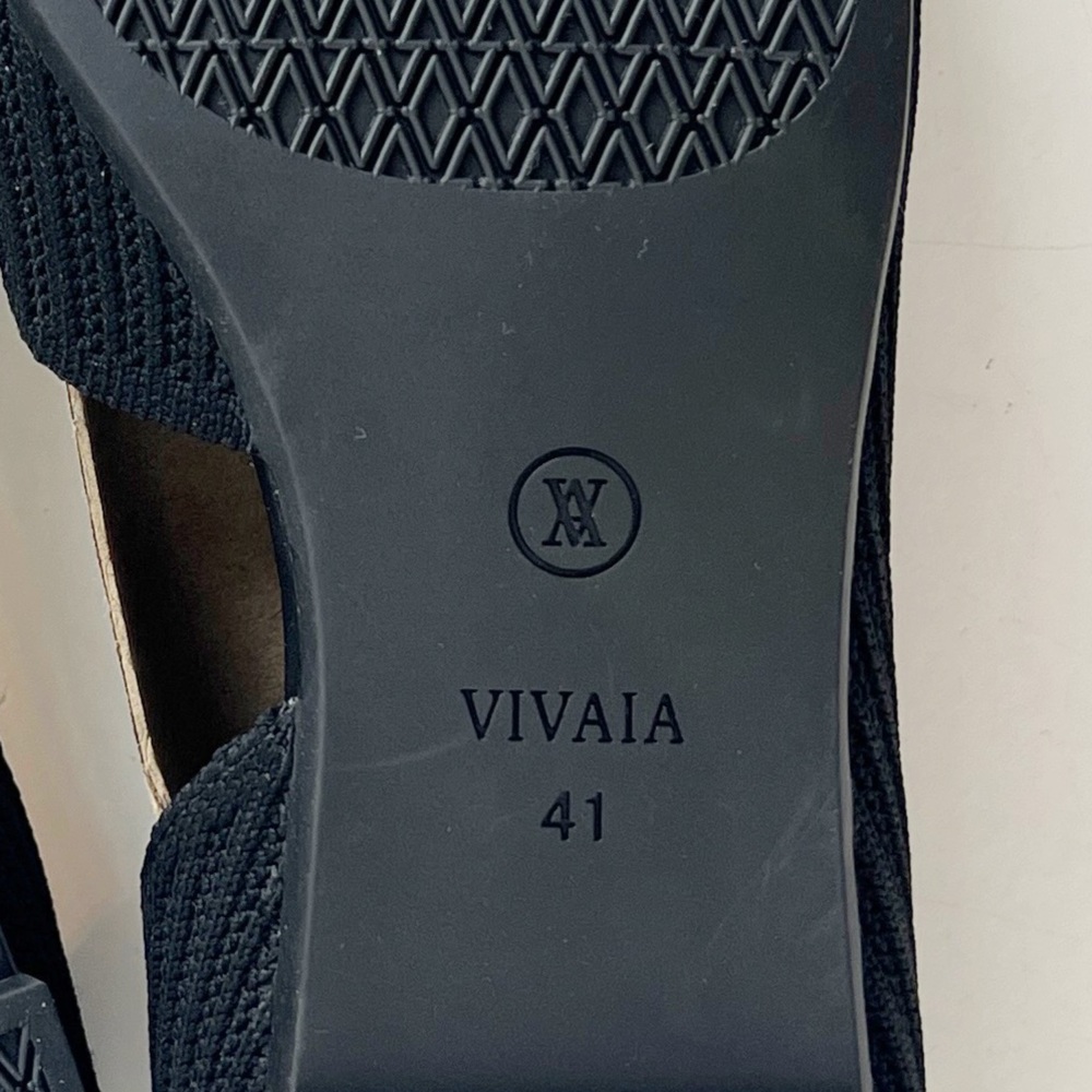 ✖️SOLD✖️•VIVAIA• Pointed-Toe Flats (Melia 2.0 Classic) in Black - Picture 13 of 15